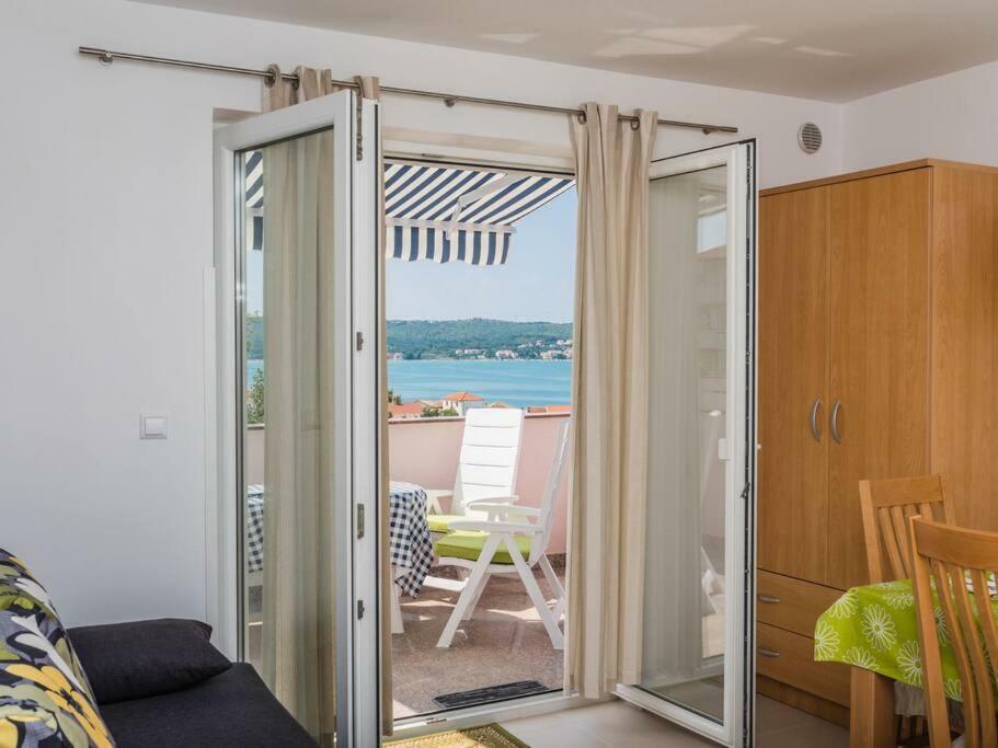 Apartment F-3 Klimno Dış mekan fotoğraf
